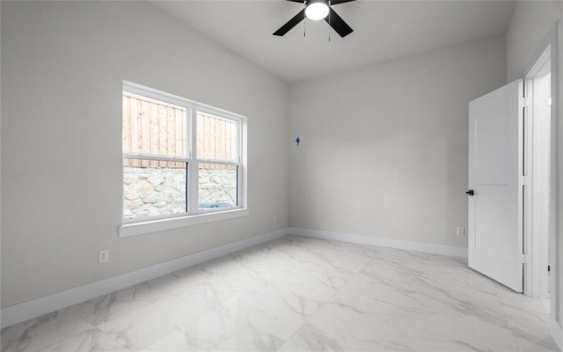 2336 Alsiddiq Drive, Irving, TX 75062, 4 Bedrooms Bedrooms, ,3 BathroomsBathrooms,Residential,For Sale,2336 Alsiddiq Drive,20864891