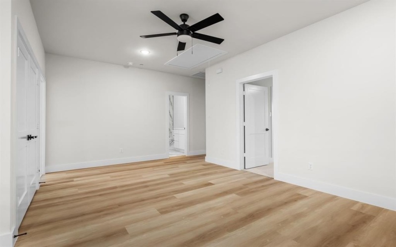 2336 Alsiddiq Drive, Irving, TX 75062, 4 Bedrooms Bedrooms, ,3 BathroomsBathrooms,Residential,For Sale,2336 Alsiddiq Drive,20864891