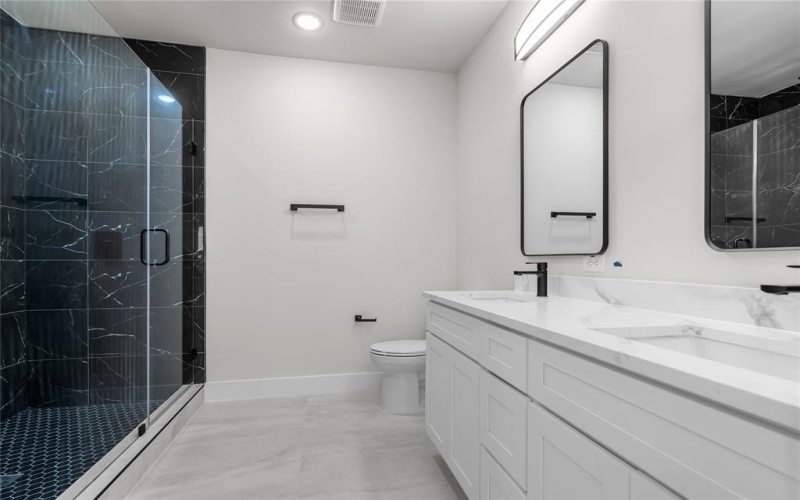 2336 Alsiddiq Drive, Irving, TX 75062, 4 Bedrooms Bedrooms, ,3 BathroomsBathrooms,Residential,For Sale,2336 Alsiddiq Drive,20864891