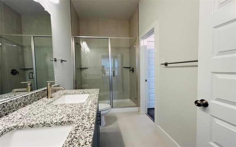760 W Bedford Euless Road #110, Hurst, TX 76053, 1 Dormitorio Habitaciones , ,1 BañoBaños,Residential Lease,En Alquiler,760 W Bedford Euless Road,20865049
