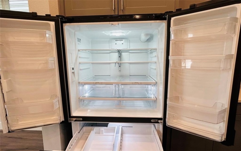 760 W Bedford Euless Road #114, Hurst, TX 76053, 2 Bedrooms Bedrooms, ,2 BathroomsBathrooms,Residential Lease,For Rent,760 W Bedford Euless Road,20865141