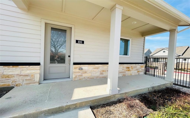 760 W Bedford Euless Road #100, Hurst, TX 76053, 3 Bedrooms Bedrooms, ,2 BathroomsBathrooms,Residential Lease,For Rent,760 W Bedford Euless Road,20865160