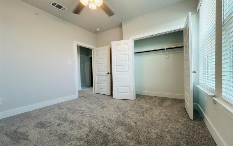 760 W Bedford Euless Road #100, Hurst, TX 76053, 3 Bedrooms Bedrooms, ,2 BathroomsBathrooms,Residential Lease,For Rent,760 W Bedford Euless Road,20865160
