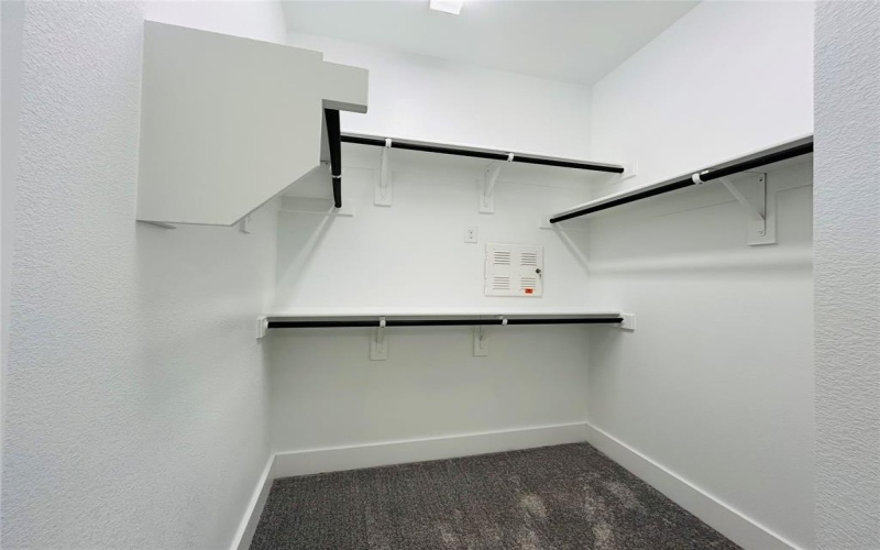 760 W Bedford Euless Road #100, Hurst, TX 76053, 3 Bedrooms Bedrooms, ,2 BathroomsBathrooms,Residential Lease,For Rent,760 W Bedford Euless Road,20865160