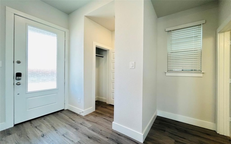 760 W Bedford Euless Road #100, Hurst, TX 76053, 3 Bedrooms Bedrooms, ,2 BathroomsBathrooms,Residential Lease,For Rent,760 W Bedford Euless Road,20865160