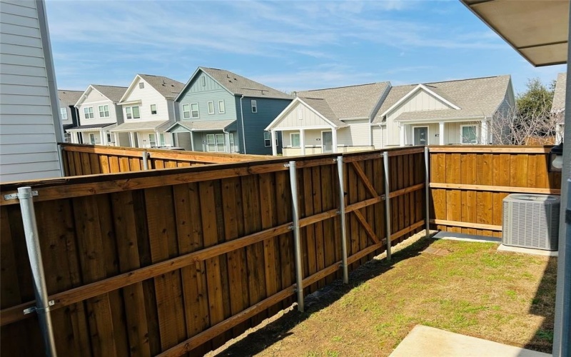 760 W Bedford Euless Road #100, Hurst, TX 76053, 3 Bedrooms Bedrooms, ,2 BathroomsBathrooms,Residential Lease,For Rent,760 W Bedford Euless Road,20865160