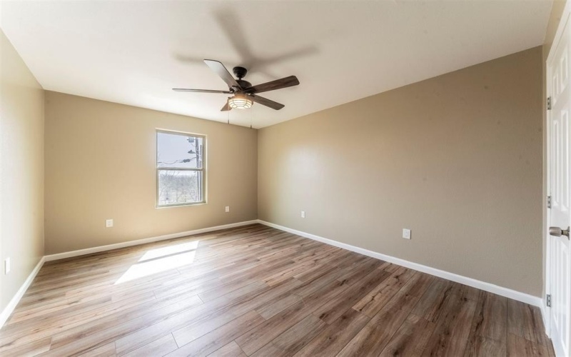 2715 S Shadowood Street, Granbury, TX 76048, 3 Bedrooms Bedrooms, ,2 BathroomsBathrooms,Residential,For Sale,2715 S Shadowood Street,20865342