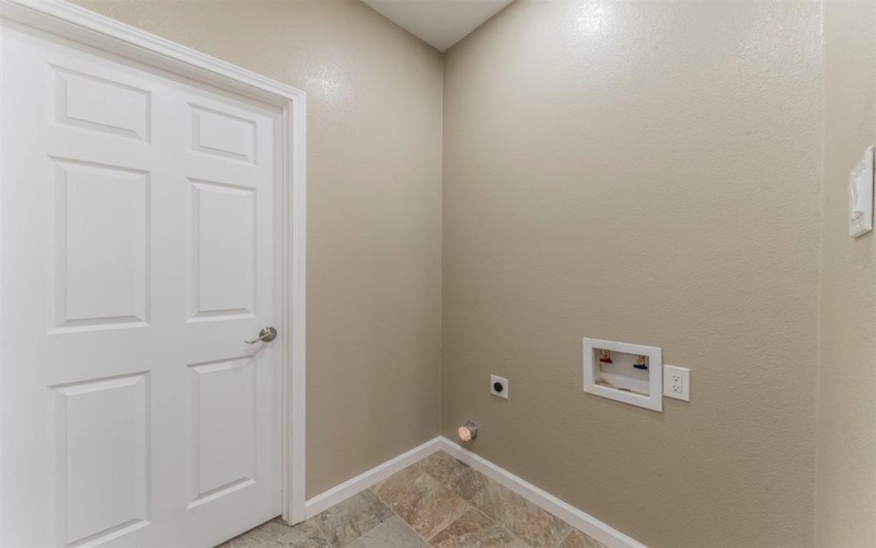 2715 S Shadowood Street, Granbury, TX 76048, 3 Bedrooms Bedrooms, ,2 BathroomsBathrooms,Residential,For Sale,2715 S Shadowood Street,20865342