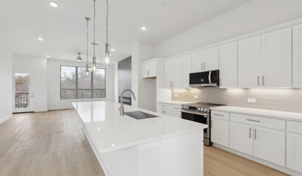 2524 Havenhurst Street #103, Farmers Branch, TX 75234, 3 Bedrooms Bedrooms, ,3 BathroomsBathrooms,Residential,For Sale,2524 Havenhurst Street,20865361