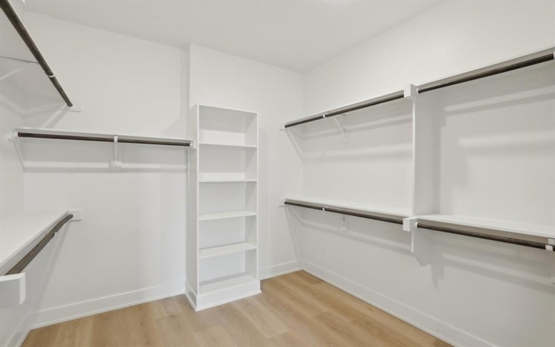 2524 Havenhurst Street #103, Farmers Branch, TX 75234, 3 Bedrooms Bedrooms, ,3 BathroomsBathrooms,Residential,For Sale,2524 Havenhurst Street,20865361