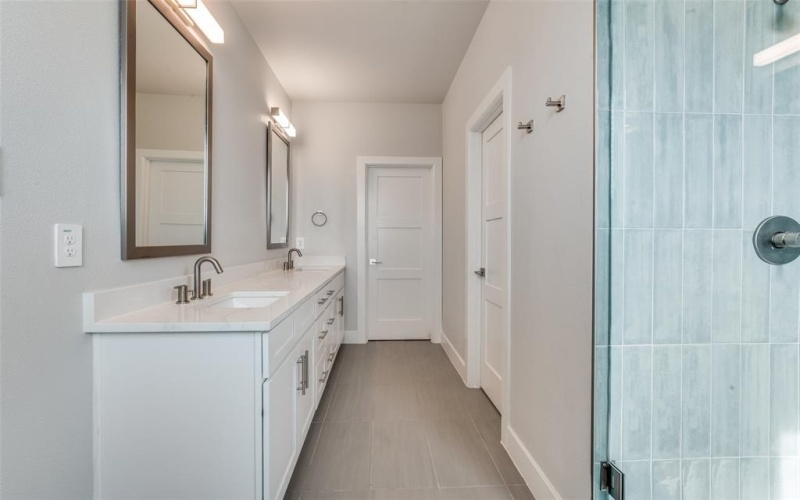 2524 Havenhurst Street #106, Farmers Branch, TX 75234, 3 Bedrooms Bedrooms, ,3 BathroomsBathrooms,Residential Lease,For Rent,2524 Havenhurst Street,20865362