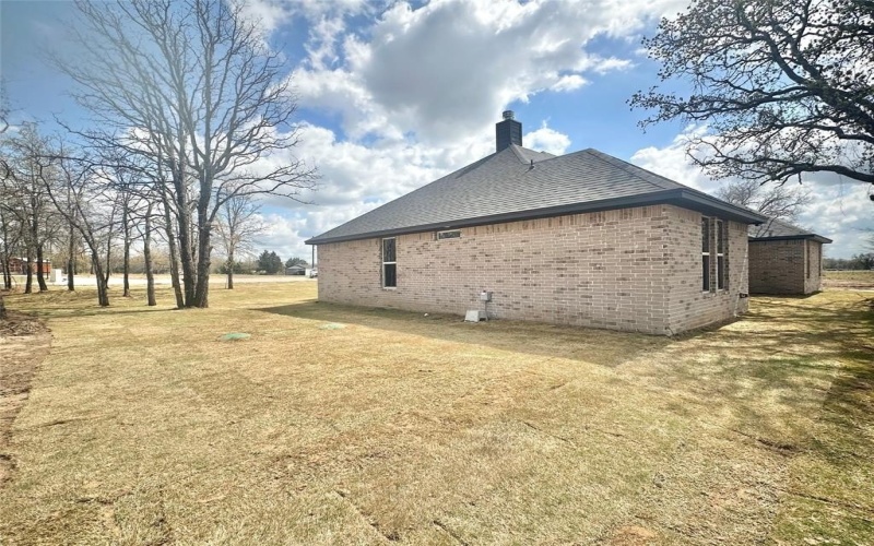 105 Villa Court, Poolville, TX 76487, 4 Bedrooms Bedrooms, ,3 BathroomsBathrooms,Residential,For Sale,105 Villa Court,20865405