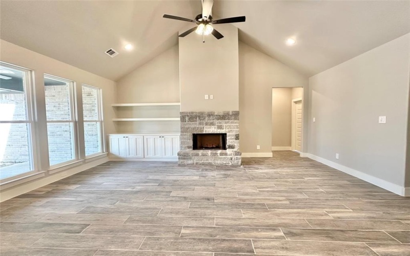 105 Villa Court, Poolville, TX 76487, 4 Bedrooms Bedrooms, ,3 BathroomsBathrooms,Residential,For Sale,105 Villa Court,20865405
