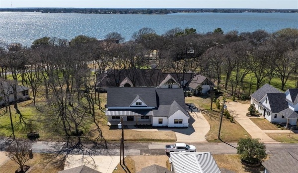 649 ENCHANTED ISLES Drive, Mabank, TX 75156, 4 Habitaciones Habitaciones , ,3 BañosBaños,Residential,En Venta,649 ENCHANTED ISLES Drive,20865660