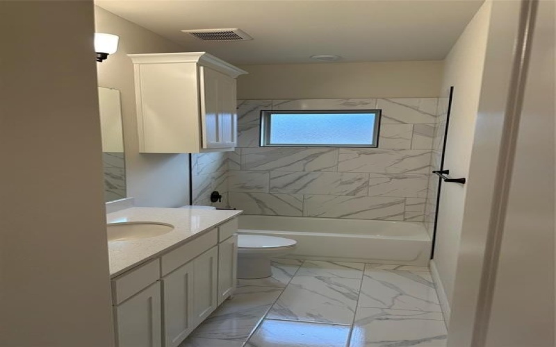 1731 Russell Drive, Garland, TX 75040, 4 Bedrooms Bedrooms, ,2 BathroomsBathrooms,Residential,For Sale,1731 Russell Drive,20865696