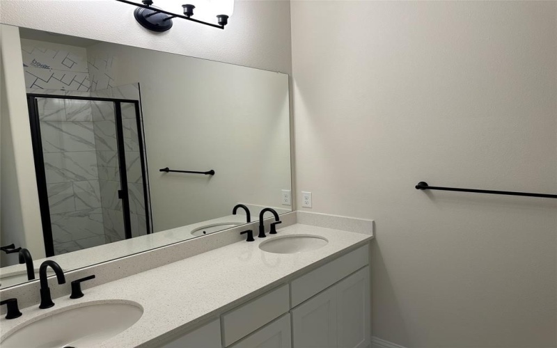 1731 Russell Drive, Garland, TX 75040, 4 Bedrooms Bedrooms, ,2 BathroomsBathrooms,Residential,For Sale,1731 Russell Drive,20865696