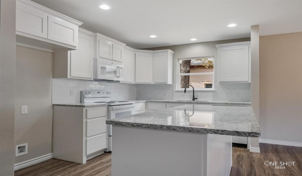 5557 N 10th, Abilene, TX 79601, 3 Bedrooms Bedrooms, ,2 BathroomsBathrooms,Residential,For Sale,5557 N 10th,20865721
