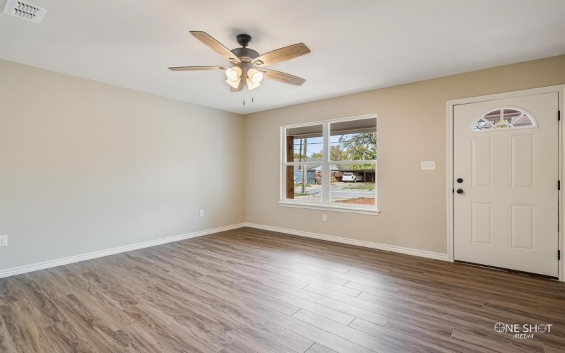 5557 N 10th, Abilene, TX 79601, 3 Bedrooms Bedrooms, ,2 BathroomsBathrooms,Residential,For Sale,5557 N 10th,20865721
