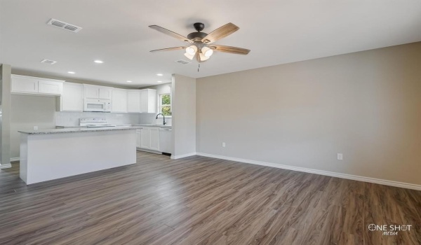 5557 N 10th, Abilene, TX 79601, 3 Bedrooms Bedrooms, ,2 BathroomsBathrooms,Residential,For Sale,5557 N 10th,20865721