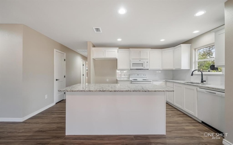 5557 N 10th, Abilene, TX 79601, 3 Bedrooms Bedrooms, ,2 BathroomsBathrooms,Residential,For Sale,5557 N 10th,20865721