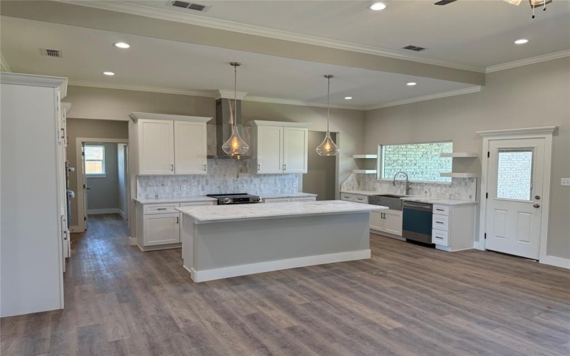 6718 Beals Creek Drive, Abilene, TX 79606, 4 Bedrooms Bedrooms, ,3 BathroomsBathrooms,Residential,For Sale,6718 Beals Creek Drive,20865885