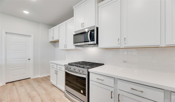 4132 Tarlton Road, Little Elm, TX 75068, 3 Bedrooms Bedrooms, ,2 BathroomsBathrooms,Residential,For Sale,4132 Tarlton Road,20865982