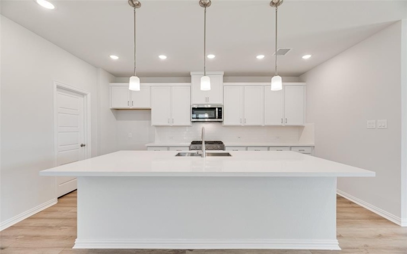 4132 Tarlton Road, Little Elm, TX 75068, 3 Bedrooms Bedrooms, ,2 BathroomsBathrooms,Residential,For Sale,4132 Tarlton Road,20865982