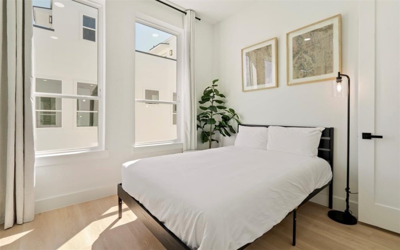 2019 California Drive #201, Dallas, TX 75204, 2 Bedrooms Bedrooms, ,2 BathroomsBathrooms,Residential Lease,For Rent,2019 California Drive,20866067