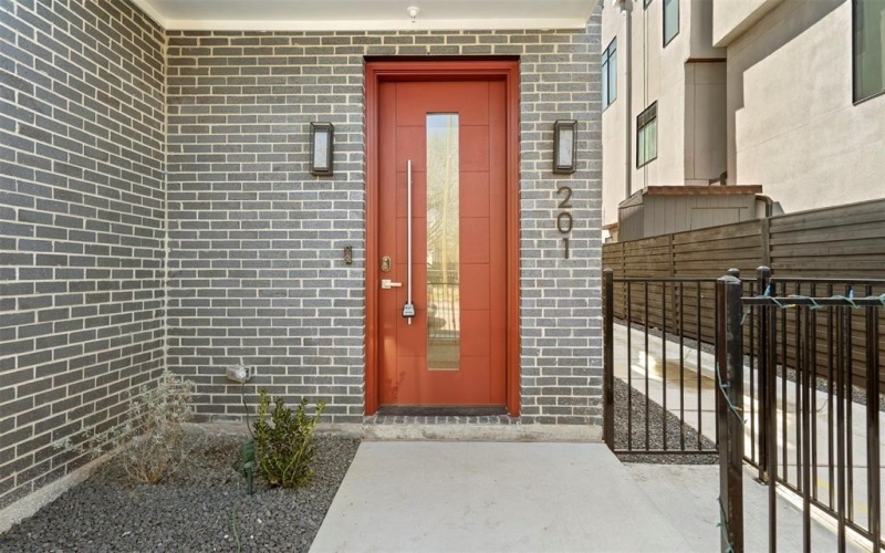 2019 California Drive #201, Dallas, TX 75204, 2 Bedrooms Bedrooms, ,2 BathroomsBathrooms,Residential Lease,For Rent,2019 California Drive,20866067