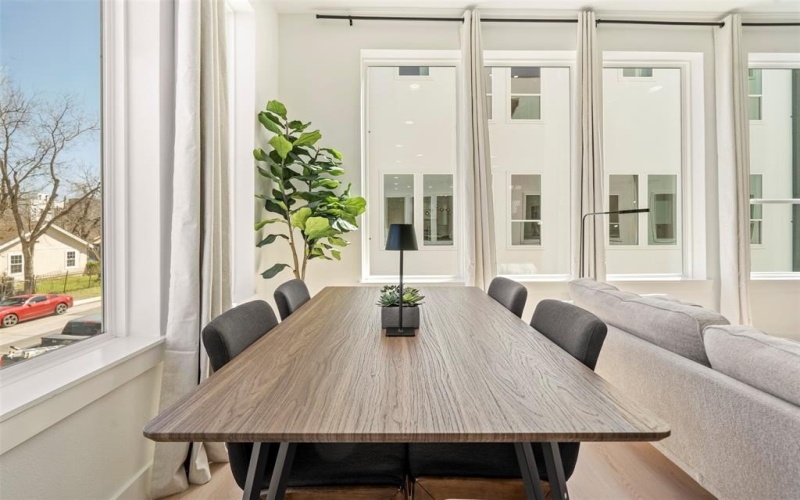 2019 California Drive #201, Dallas, TX 75204, 2 Bedrooms Bedrooms, ,2 BathroomsBathrooms,Residential Lease,For Rent,2019 California Drive,20866067