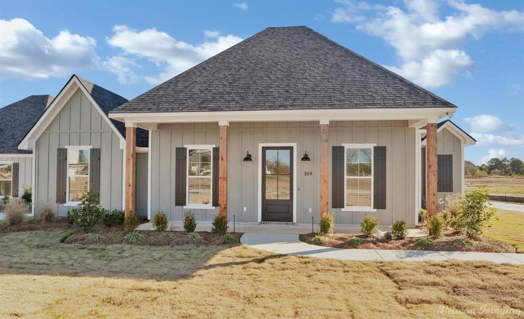 169 Oak Alley Road, Stonewall, LA 71078, 4 Bedrooms Bedrooms, ,2 BathroomsBathrooms,Residential,For Sale,169 Oak Alley Road,20866294