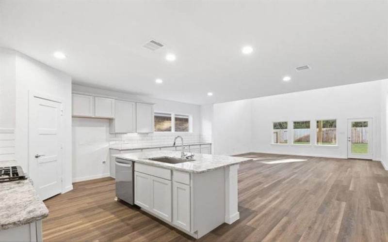 9213 Proteus Ave., McKinney, TX 75071, 5 Bedrooms Bedrooms, ,3 BathroomsBathrooms,Residential,For Sale,9213 Proteus Ave.,20866298