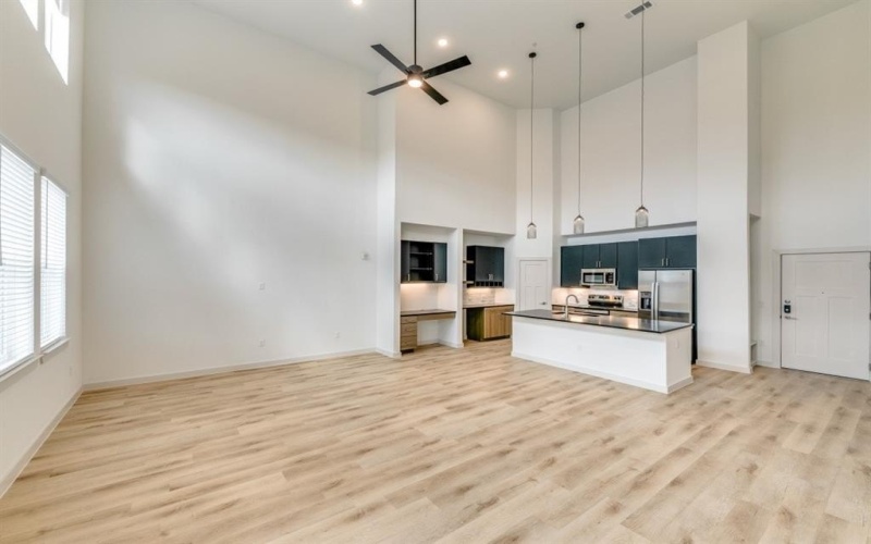 512 N Ewing Avenue #403, Dallas, TX 75203, 1 Dormitorio Habitaciones , ,1 BañoBaños,Residential Lease,En Alquiler,512 N Ewing Avenue,20866820