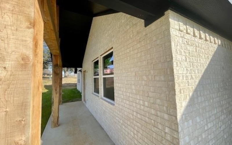 406 Elm St, Overton, TX 75684, 3 Bedrooms Bedrooms, ,2 BathroomsBathrooms,Residential,For Sale,406 Elm St,20869021