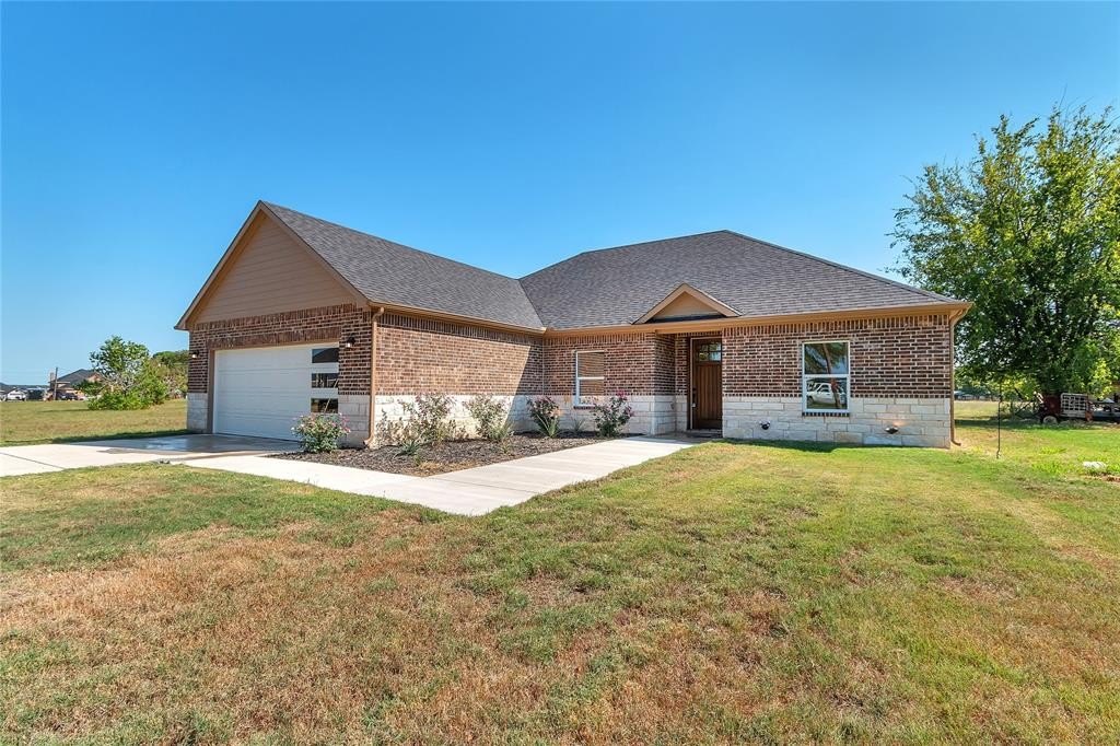 112 LBJ Ranch Road, Trinidad, TX 75163, 3 Bedrooms Bedrooms, ,2 BathroomsBathrooms,Residential,For Sale,112 LBJ Ranch Road,20869023
