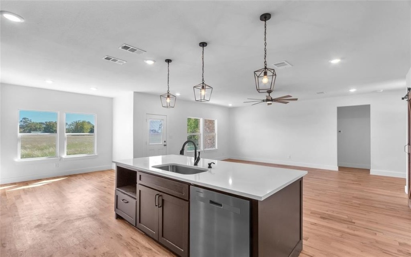 112 LBJ Ranch Road, Trinidad, TX 75163, 3 Bedrooms Bedrooms, ,2 BathroomsBathrooms,Residential,For Sale,112 LBJ Ranch Road,20869023