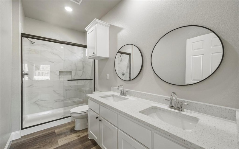 4035 Lake Street, Greenville, TX 75401, 3 Bedrooms Bedrooms, ,2 BathroomsBathrooms,Residential,For Sale,4035 Lake Street,20869053
