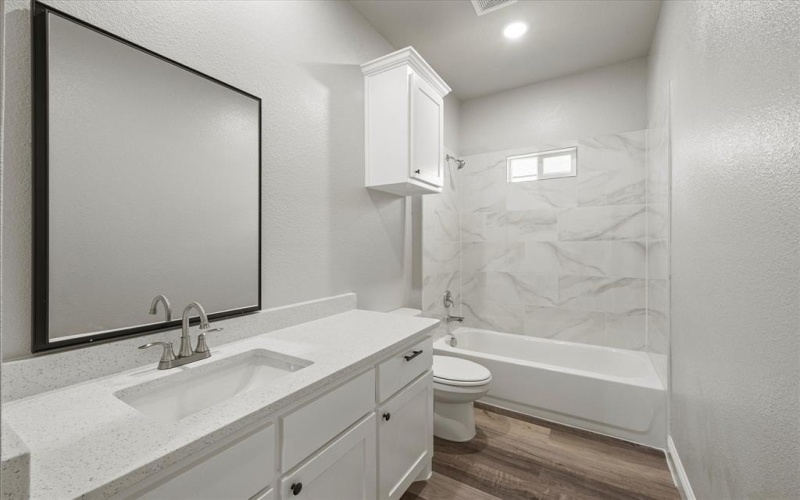 4035 Lake Street, Greenville, TX 75401, 3 Bedrooms Bedrooms, ,2 BathroomsBathrooms,Residential,For Sale,4035 Lake Street,20869053