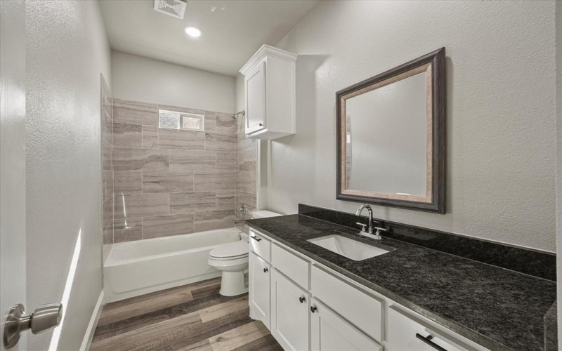 4045 Lake Street, Greenville, TX 75401, 3 Bedrooms Bedrooms, ,2 BathroomsBathrooms,Residential,For Sale,4045 Lake Street,20869062