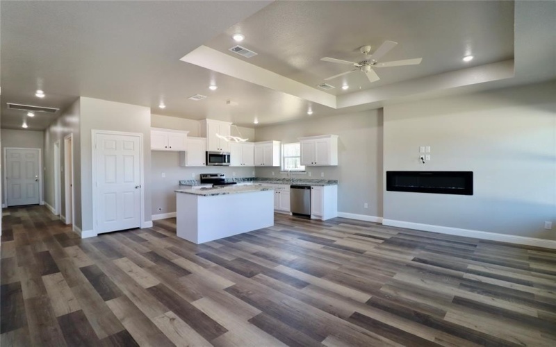 4045 Lake Street, Greenville, TX 75401, 3 Bedrooms Bedrooms, ,2 BathroomsBathrooms,Residential,For Sale,4045 Lake Street,20869062