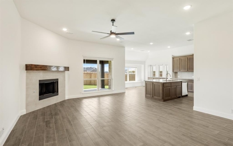 2005 Fenwick Lane, Mansfield, TX 76084, 3 Habitaciones Habitaciones , ,2 BañosBaños,Residential,En Venta,2005 Fenwick Lane,20866971