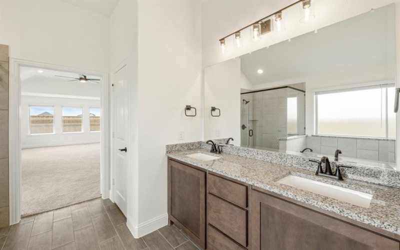2005 Fenwick Lane, Mansfield, TX 76084, 3 Habitaciones Habitaciones , ,2 BañosBaños,Residential,En Venta,2005 Fenwick Lane,20866971