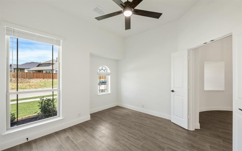 2005 Fenwick Lane, Mansfield, TX 76084, 3 Habitaciones Habitaciones , ,2 BañosBaños,Residential,En Venta,2005 Fenwick Lane,20866971
