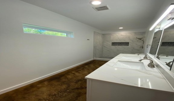 1320 S Montgomery Street, Sherman, TX 75090, 3 Bedrooms Bedrooms, ,2 BathroomsBathrooms,Residential Lease,For Rent,1320 S Montgomery Street,20869120