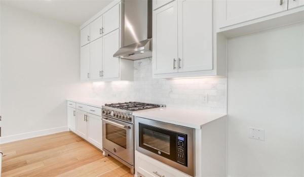 130 S Cooper Street, Arlington, TX 76013, 2 Habitaciones Habitaciones , ,2 BañosBaños,Residential,En Venta,130 S Cooper Street,20869239