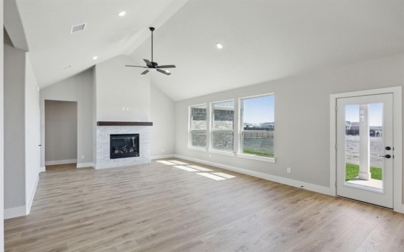 4520 Cowboss Road, Waxahachie, TX 75165, 3 Bedrooms Bedrooms, ,2 BathroomsBathrooms,Residential,For Sale,4520 Cowboss Road,20869389