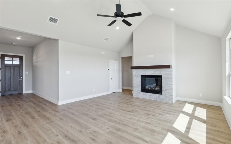 4520 Cowboss Road, Waxahachie, TX 75165, 3 Bedrooms Bedrooms, ,2 BathroomsBathrooms,Residential,For Sale,4520 Cowboss Road,20869389