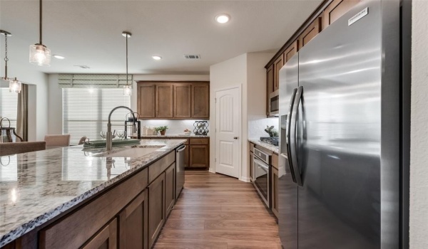 1400 Cedar Trail, Azle, TX 76020, 4 Bedrooms Bedrooms, ,2 BathroomsBathrooms,Residential,For Sale,1400 Cedar Trail,20869582