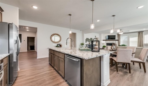 1400 Cedar Trail, Azle, TX 76020, 4 Bedrooms Bedrooms, ,2 BathroomsBathrooms,Residential,For Sale,1400 Cedar Trail,20869582