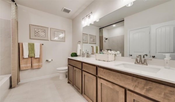 1400 Cedar Trail, Azle, TX 76020, 4 Bedrooms Bedrooms, ,2 BathroomsBathrooms,Residential,For Sale,1400 Cedar Trail,20869582